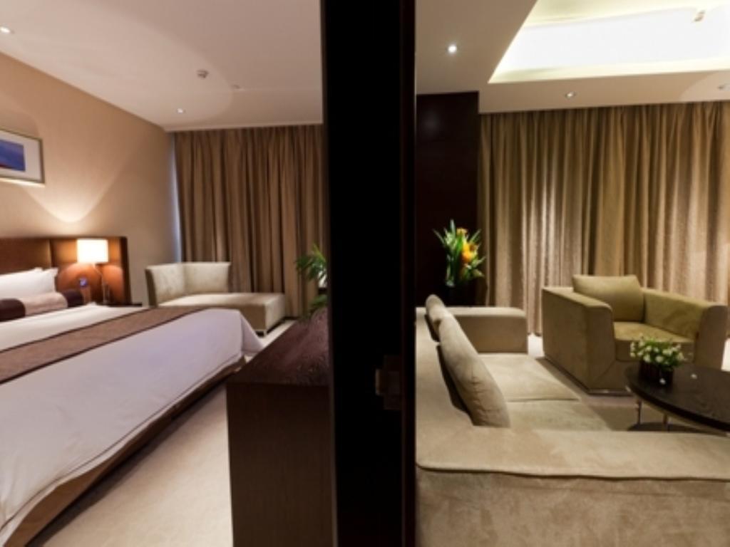 Jiazheng International Energy Hotel Huacsiao Kültér fotó